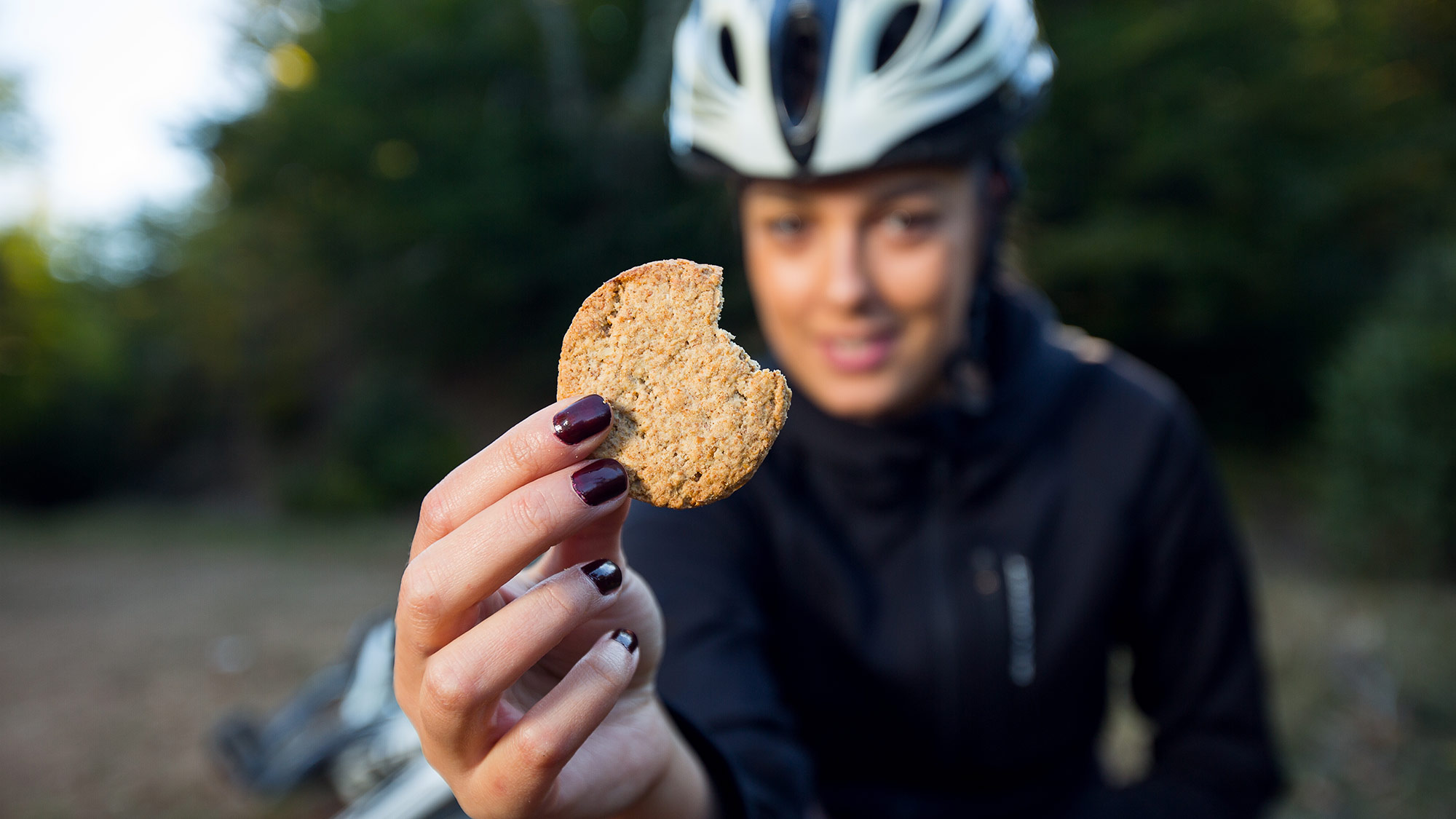 Wat eten wielrenners? Voedingtips, voor, tijdens en na je fietsrit